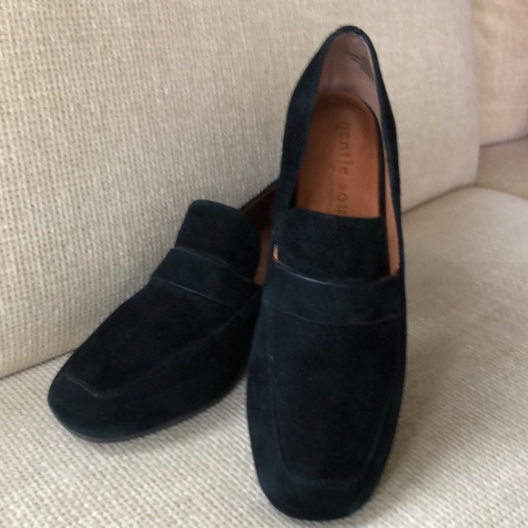 Gentle Souls by Kenneth Cole Blk Suede Loafer SZ 6 - Picture 1 of 3